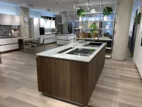 Cucina bianca moderna con isola Lounge Veneta cucine scontata