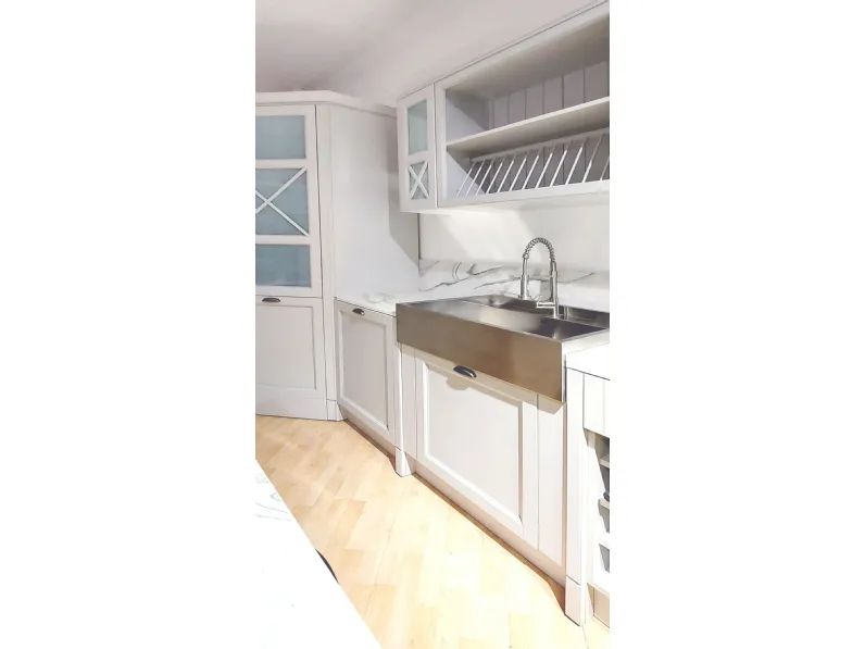 Cucina Shabby ad angolo Febal con un ribasso imperdibile