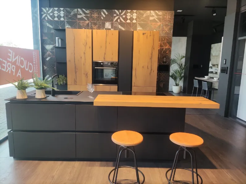 Scopri la cucina lineare in melaminico. Altri colori disponibili. Prezzo scontato!