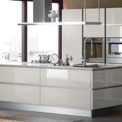 Richiedi il prezzo: cucina altri colori moderna Ri-flex 05 di Veneta cucine scontata 