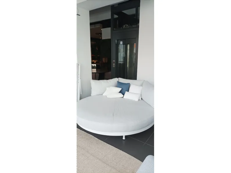Divano per l'esterno modello Slam daybed Talenti a prezzi outlet
