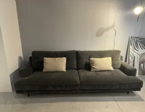 Divano lineare Brooklyn Flexteam a PREZZO OUTLET scontato del 30%