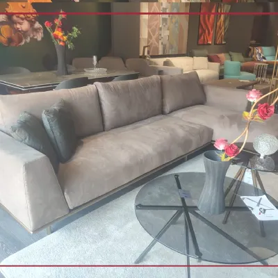Divano design tessuto Dakota di Bontempi con sconto del - 40%
