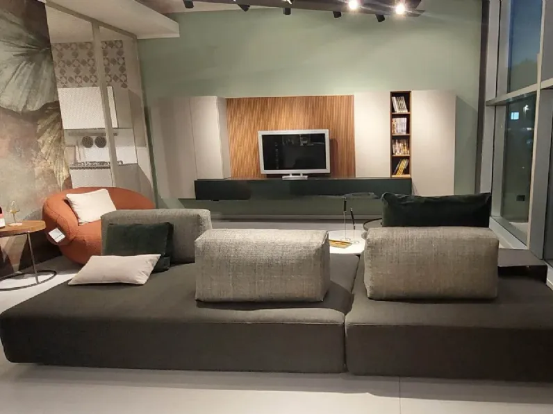 Divano Con penisola modello Sanders di Ditre italia a prezzi convenienti