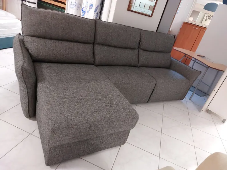 Divano in Tessuto stile moderno modello Bormio comfort scontato - 37%