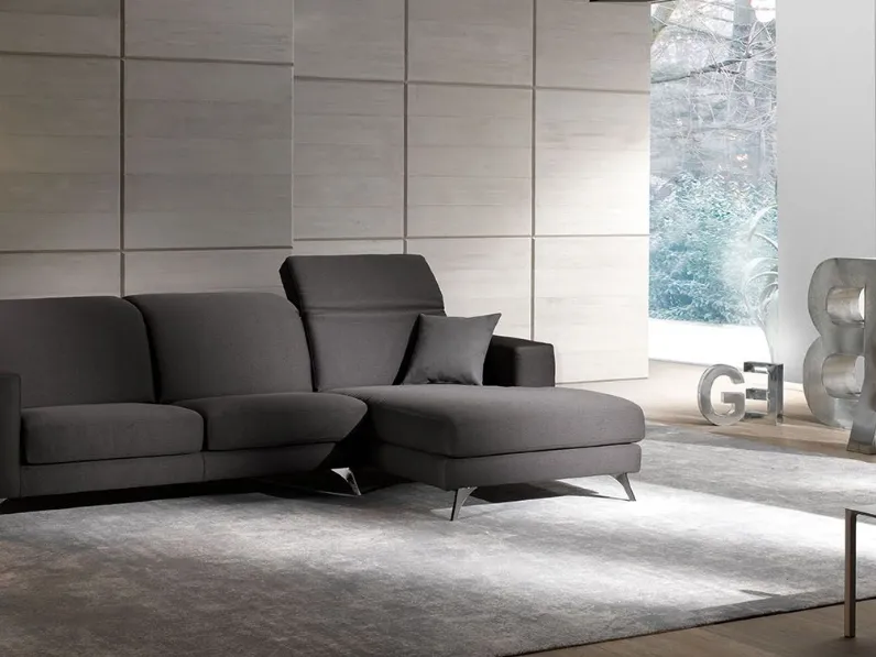 Divani letto con penisola Divano mod.derek con chaise-longue in promo-sconto del 50% Exc a prezzo scontato