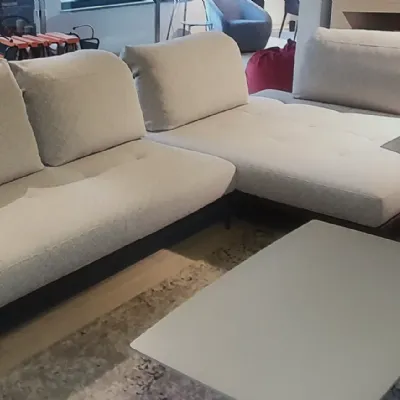 Divano Ada di Ditre italia in stile design a prezzo Outlet