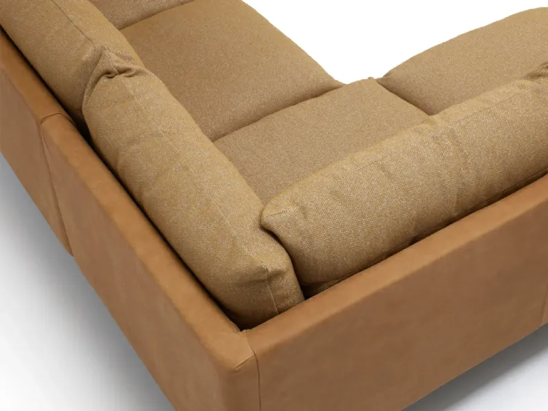 Divano Angolare Aker outlet Diotti.com a 6590 Euro