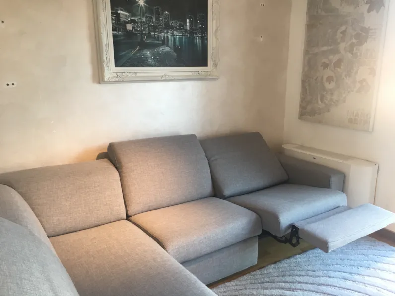 Divano angolare One con meccanismo relax elettrico di Samoa PREZZI OUTLE