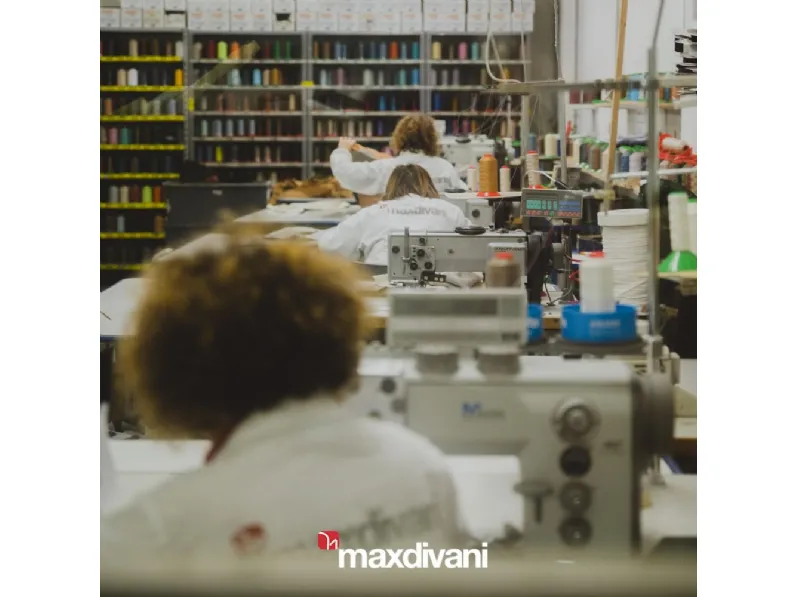 Divano 21 pelle in poliuretano  Max divani a prezzo scontato
