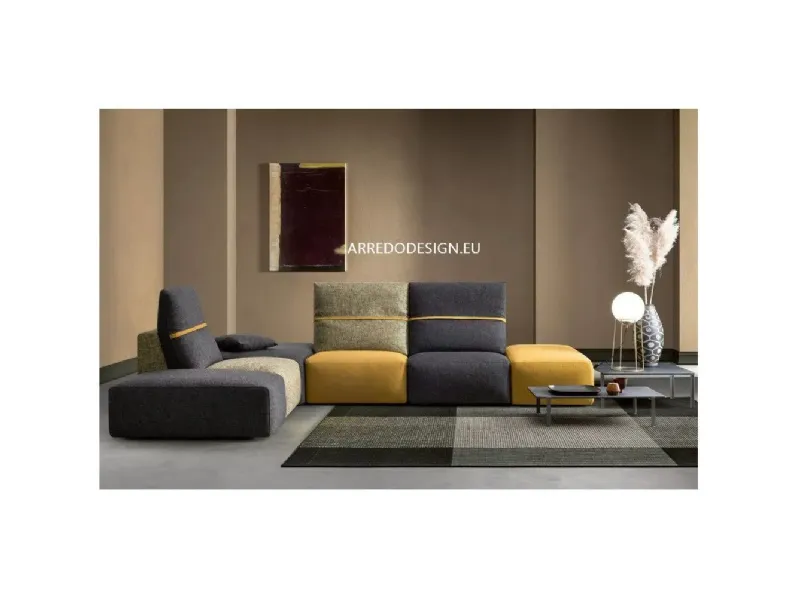 Divano in Tessuto stile design modello Deep real scontato - 35%