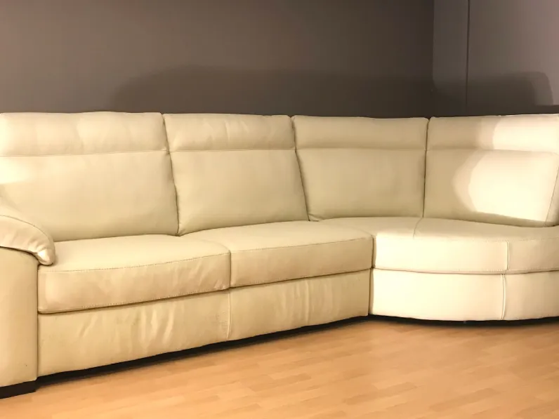 Divano angolare Divano angolo modello ivonne Egoitaliano in Offerta Outlet