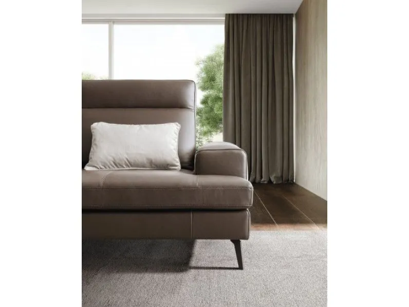 Divano Emmet Collezione esclusiva a PREZZO OUTLET scontato del 30%