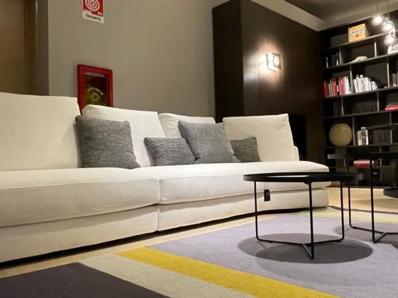 Divano design tessuto Myplace di Flou con sconto del - 63%