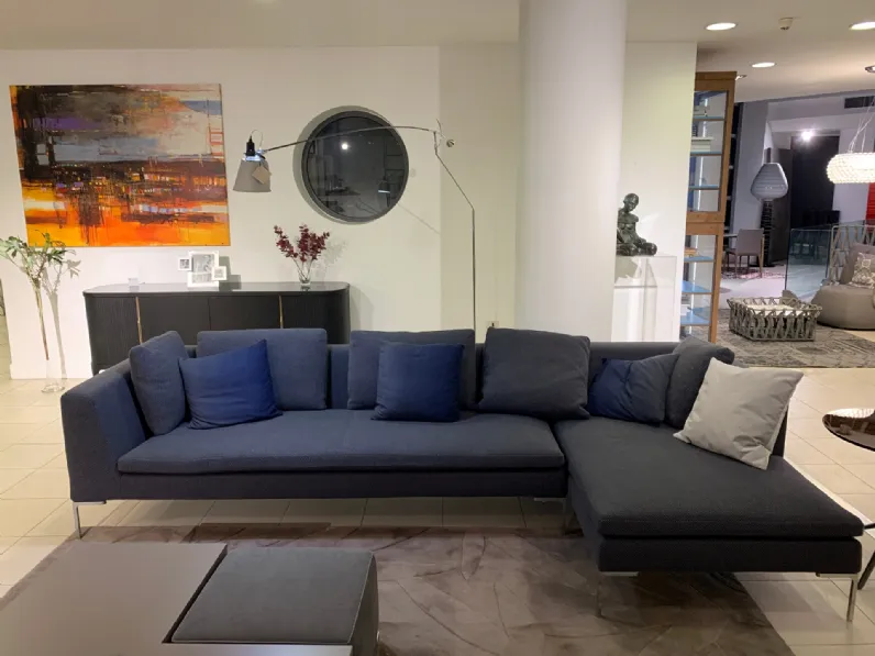 Divano Charles 20° in Tessuto B&b italia a prezzo ribassato
