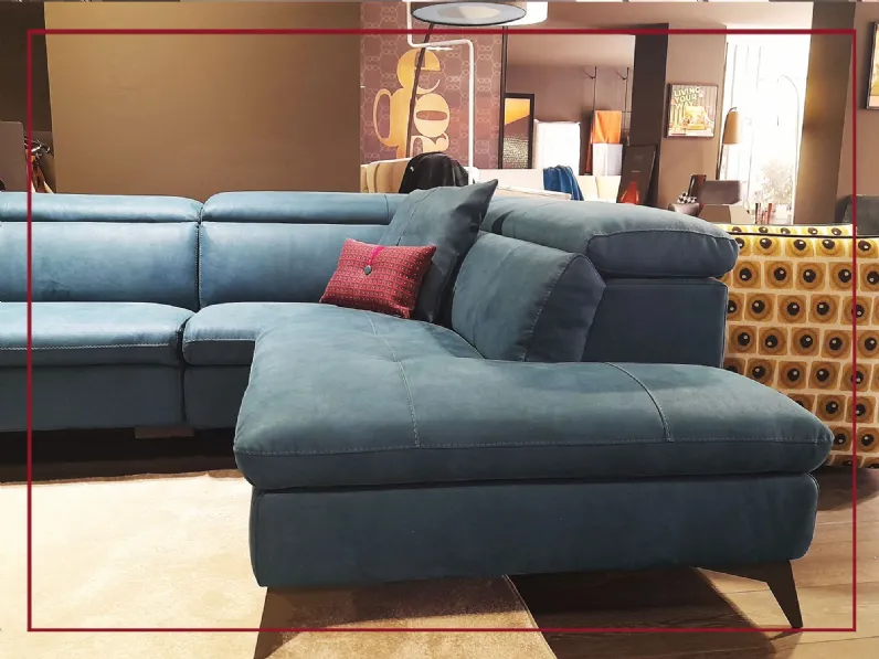 Divano in Tessuto stile design modello Martine scontato - 34%