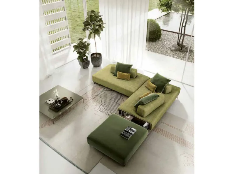 Divano Newton di Doimo salotti in stile design in Offerta Outlet