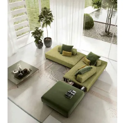Divano Newton di Doimo salotti in stile design in Offerta Outlet
