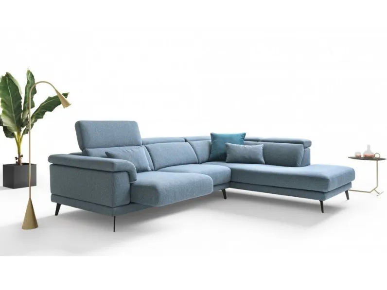 Divano Angolare modello Norton di Le comfort in offerta