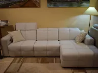 Divano in Tessuto stile moderno modello Sauvanne scontato - 40%
