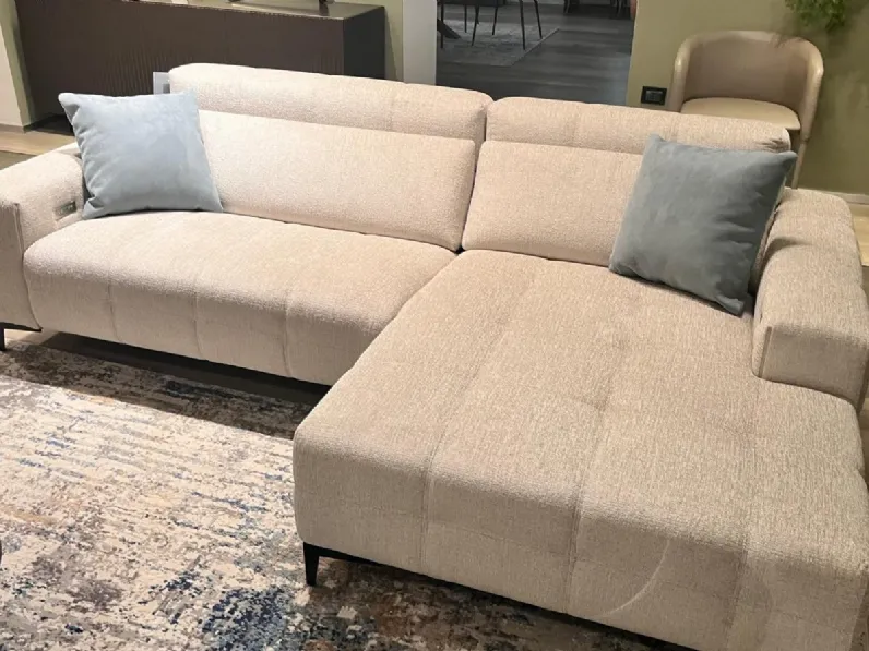 Divano da 3 posti modello Tiffany di Egoitaliano scontato