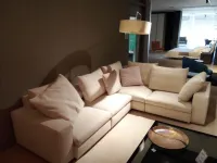Divano Angolare modello Turner di Molteni & c con forte sconto