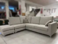 Divano Venezia Artigianale a PREZZO OUTLET scontato del 50%