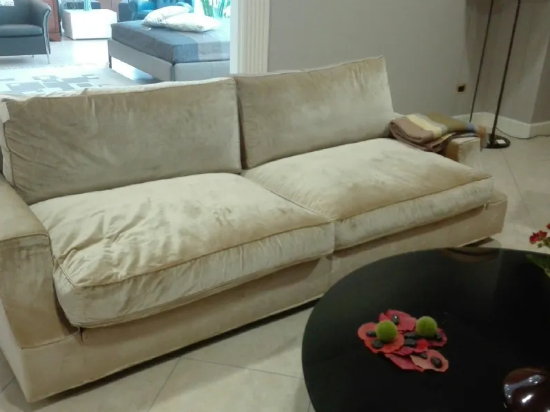 Divano Astor Giorgetti con sconto 57%