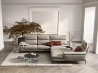 Divano Con penisola modello Astor di Samoa a prezzi outlet