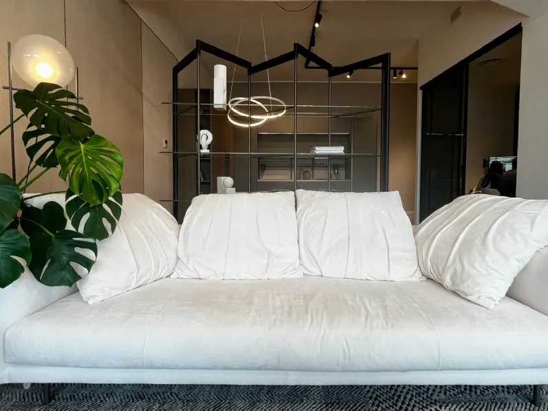 Divano Avenue Ditre italia a PREZZO OUTLET scontato del 50%