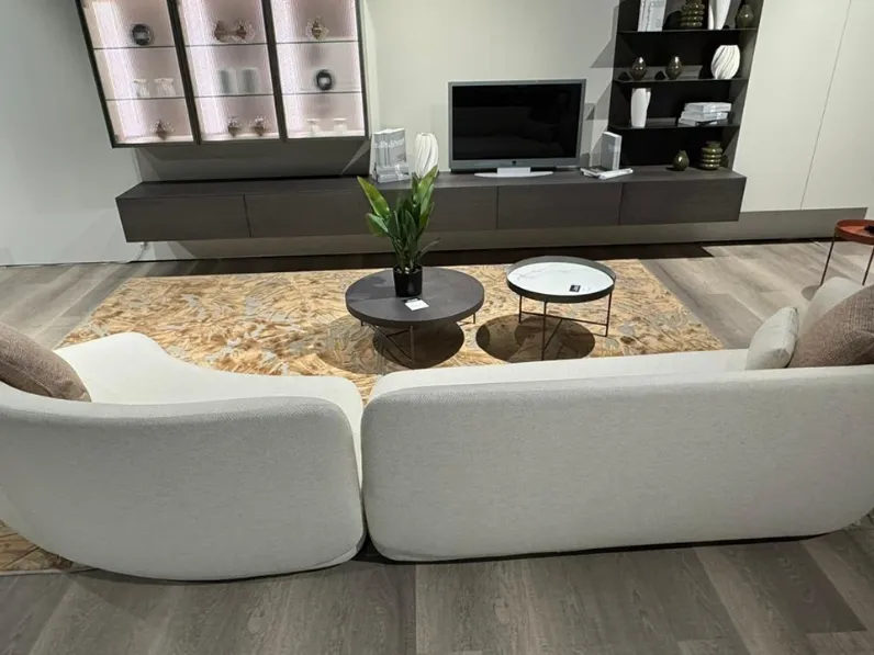 Divano Blossom di La casa moderna in stile design a prezzo Outlet