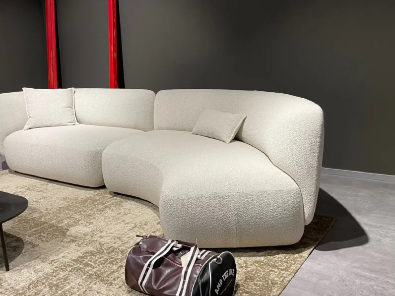 Divano Blossom Novamobili in Tessuto a 3999€. Un must per la tua casa!