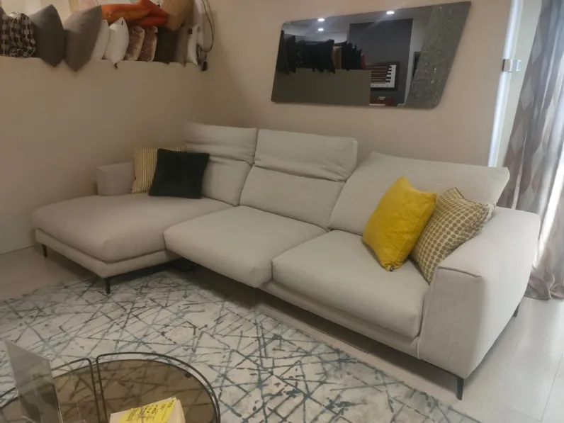 Divano moderno tessuto Capri di Rosini con sconto del - 25%