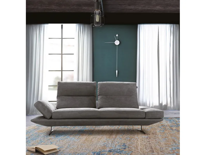 Divano Chamonix tessuto in poliuretano  Nicoletti home in Offerta Outlet