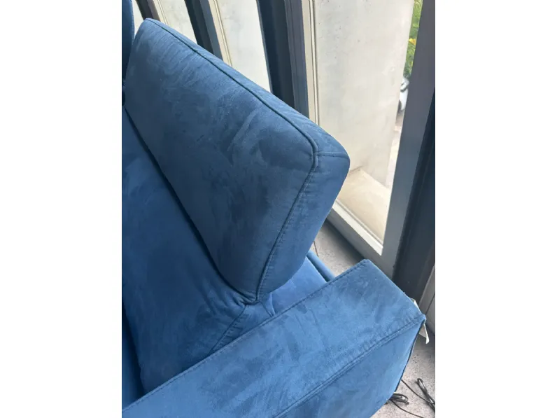 Divano Christopher movimento relax di Le comfort in stile moderno a prezzo Outlet