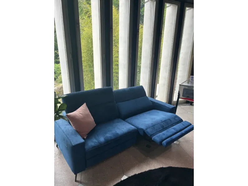 Divano Christopher movimento relax di Le comfort in stile moderno a prezzo Outlet