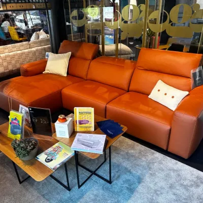 Divano Con penisola modello Beverly 2 di Egoitaliano con forte sconto