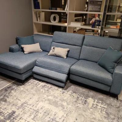 Divano in Tessuto stile moderno modello Christopher scontato - 61%