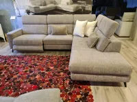 Divano Christopher con penisola, comfort a prezzo scontato del 56%!