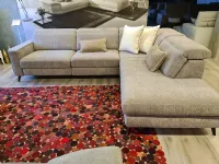 Divano Christopher con penisola, comfort a prezzo scontato del 56%!