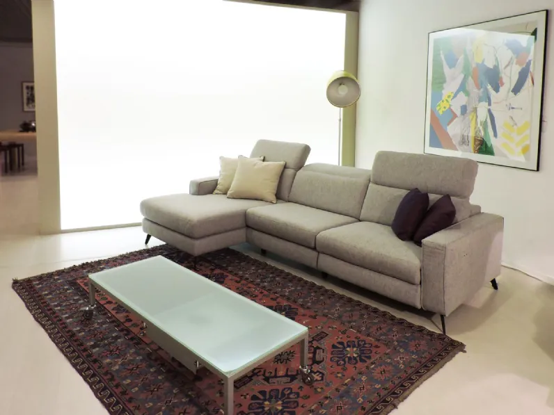 Divano in Tessuto stile design modello Christopher scontato - 30%