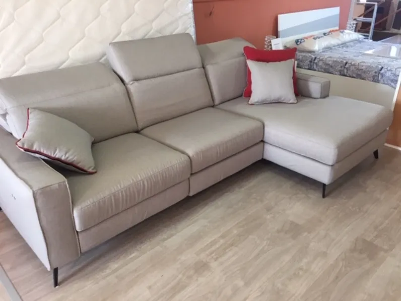 Divano Christopher Le comfort a PREZZO OUTLET scontato del 54%