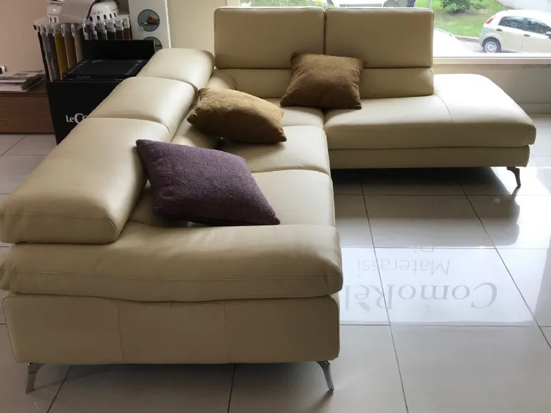 Divano con penisola Cream Artigianale a prezzi outlet