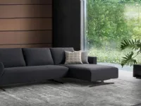 Divano con penisola Divano mod.eddy con chaise-longue rivestito in tessuto in promo-sconto del 50% Exc in Offerta Outlet