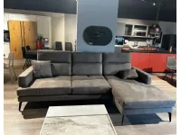 Divano in Tessuto stile moderno modello Divano modello akira scontato - 40%