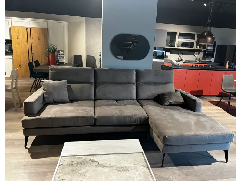 Divano Con penisola Divano modello akira Gienne in Offerta Outlet a 1824 Euro