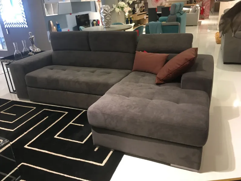 Divano Douglas in Tessuto sfoderabile  di Collezione esclusiva scontato 52%