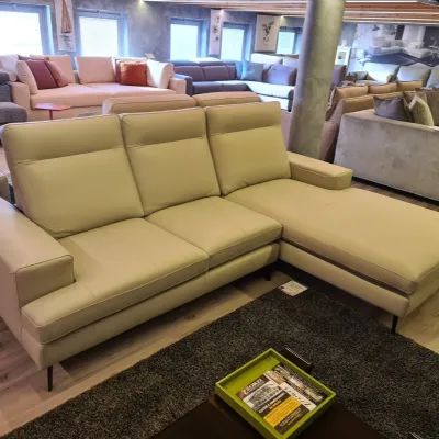 Divano con penisola Emmet Le comfort in Offerta Outlet