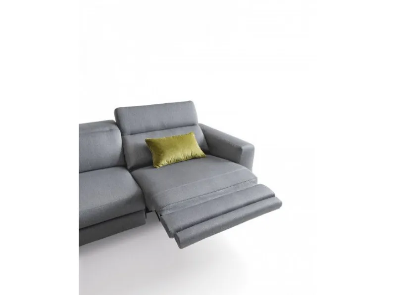 Divano Gareth di Le comfort in stile moderno a prezzo Outlet