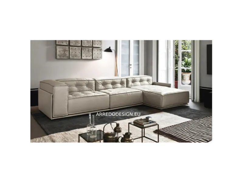 Divano con penisola modello Glamour di Doimo salotti in offerta